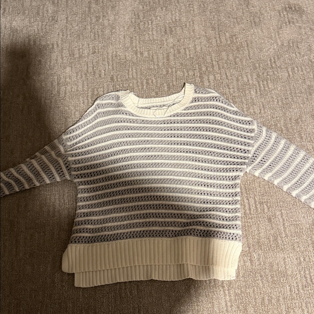 Aeropostale Women's Striped Sweater - Cream and Gray